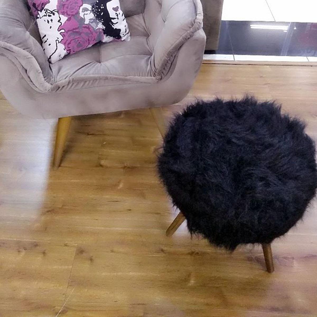 Miniatura Puf Puff Pelúcia Pelo Alto Preto Pés Palitos Para Hall Sala