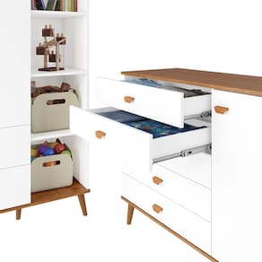 Guarda-Roupa Bartira Ternura com 5 Nichos, 2 Portas, 2 Gavetas + Cômoda Bartira Ternura com 5 Gavetas e 1 Porta Branco Wood