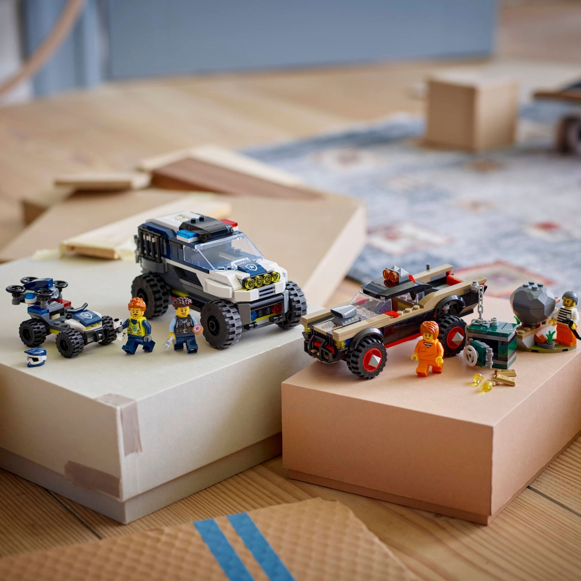 Miniatura LEGO® City - Perseguição de carro de polícia off-road