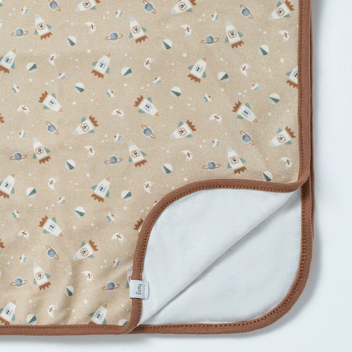 Miniatura Cueiro Bebê Estampado Suedine Be Brave Marrom Café - Hug