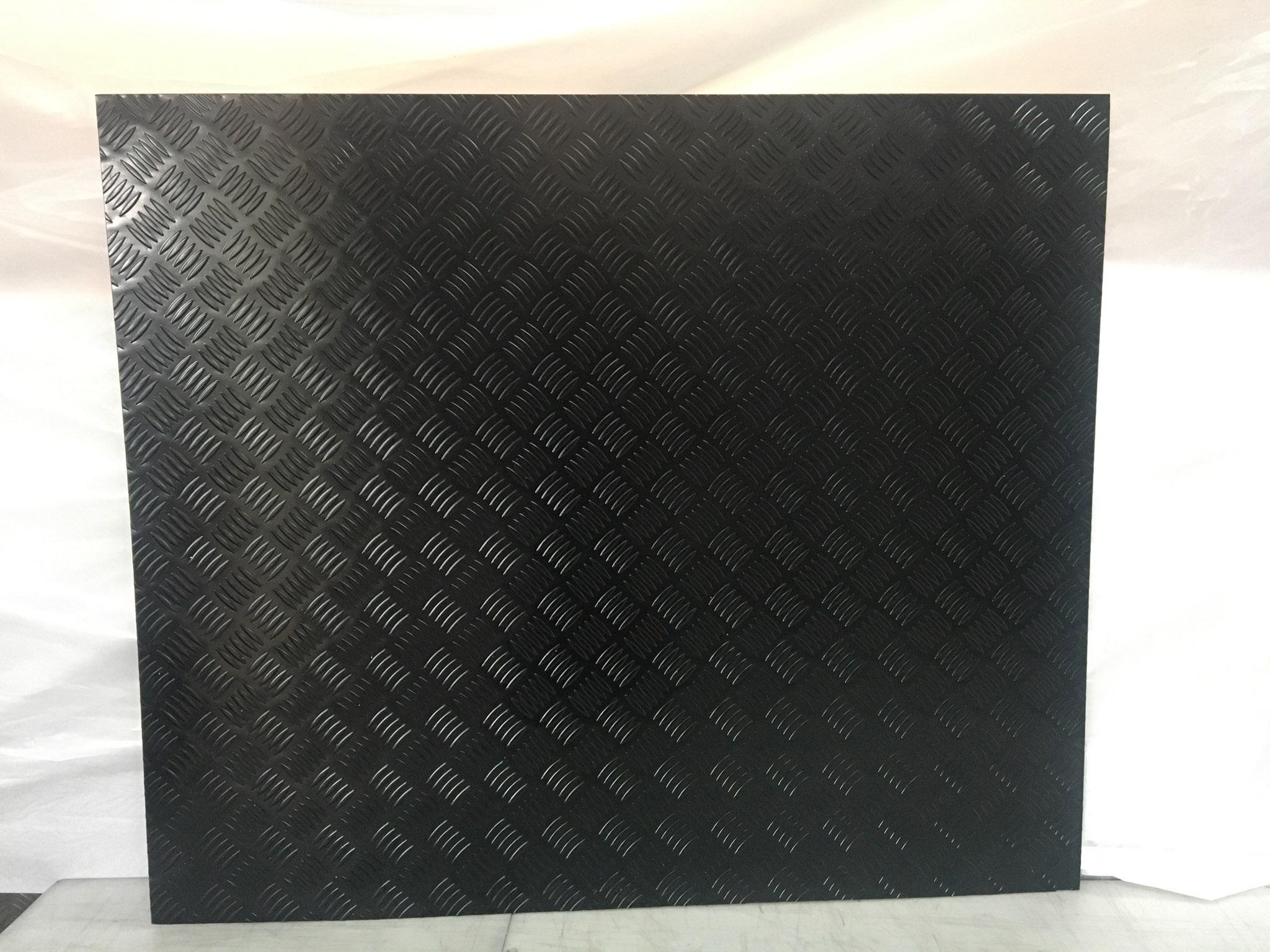 Chapa Alumínio Xadrez 1000X500Mm Na Espessura 1,2Mm Pintada