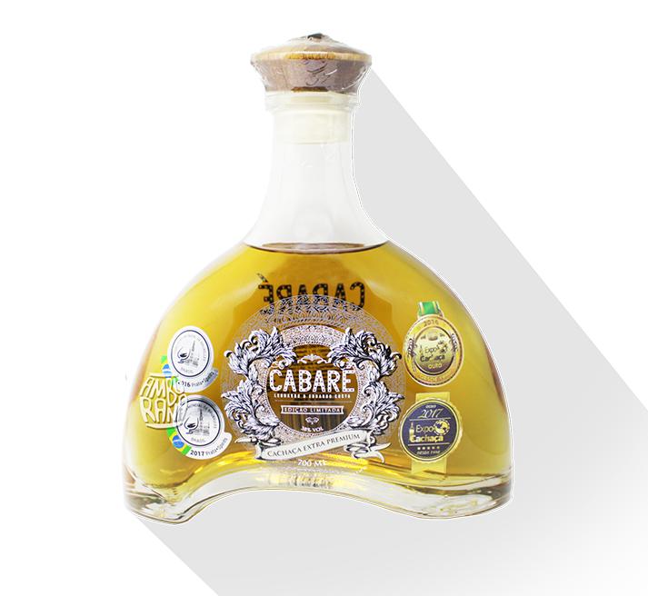 Miniatura Cachaça Cabaré Extra Premium Leonardo E Eduardo Costa 700Ml