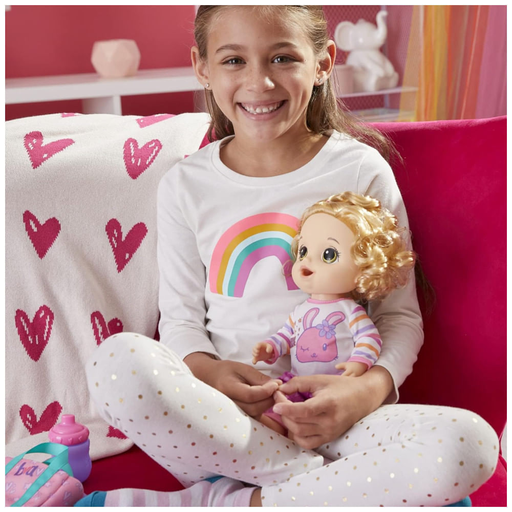 Boneca Bunny Festa do Pijama com Acessórios Temáticos de Dormir para Crianças Acima de 3 Anos, Baby Alive, Cabelo Loiro