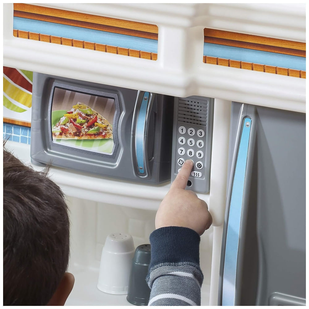 Miniatura Cozinha Infantil, Brinquedo Interativo com Luzes e Sons, Plástico Durável, 20 Acessórios, Para Crianças a Partir de 2 Anos, Step2, Cor Areia 110v