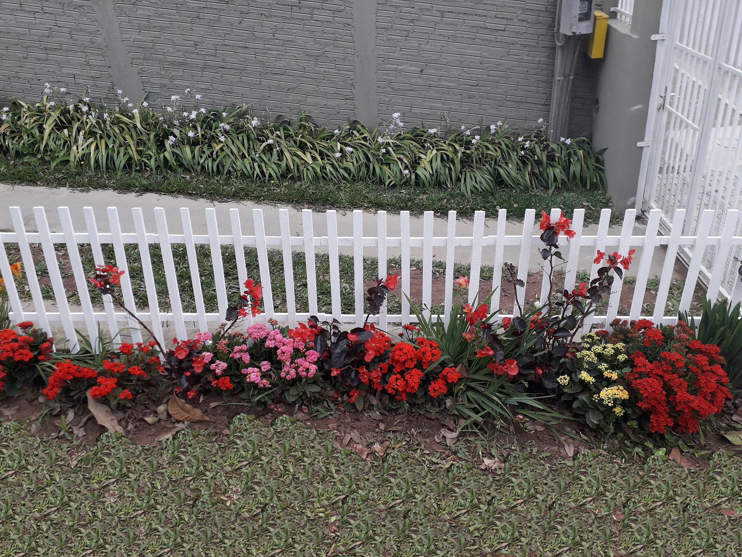 Miniatura Kit 15 Cerca De Madeira Para Jardim 50X60Cm Modelo Madetop M 60cm - Branco - 50cm - Madeira resistente ao tempo