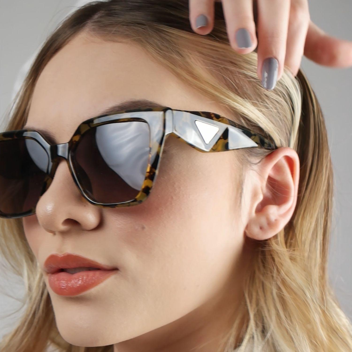 Miniatura Óculos De Sol Feminino Kallblack Oncinha Dourado Elegante
