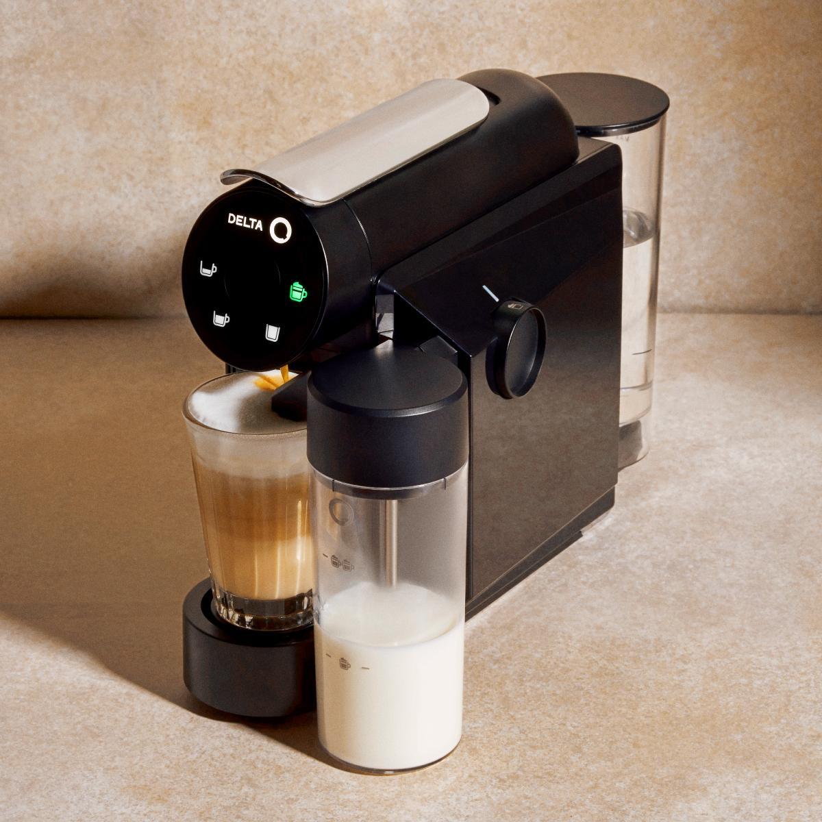 Kit Cafeteira Mini Milk Delta Q + 30 Cápsulas Café Expresso