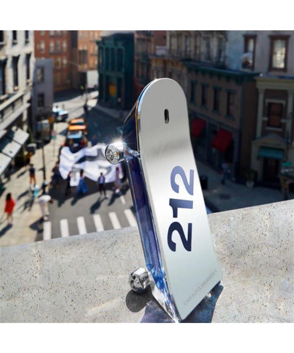 Miniatura Perfume Carolina Herrera 212 Heroes Masculino Eau de Toilette 50ML