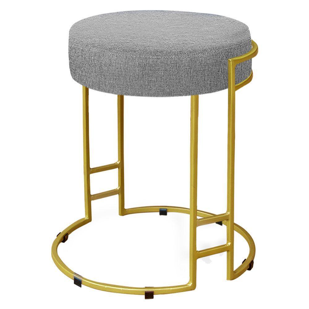 Miniatura Puff Dara Linho Cinza Base Industrial Dourado