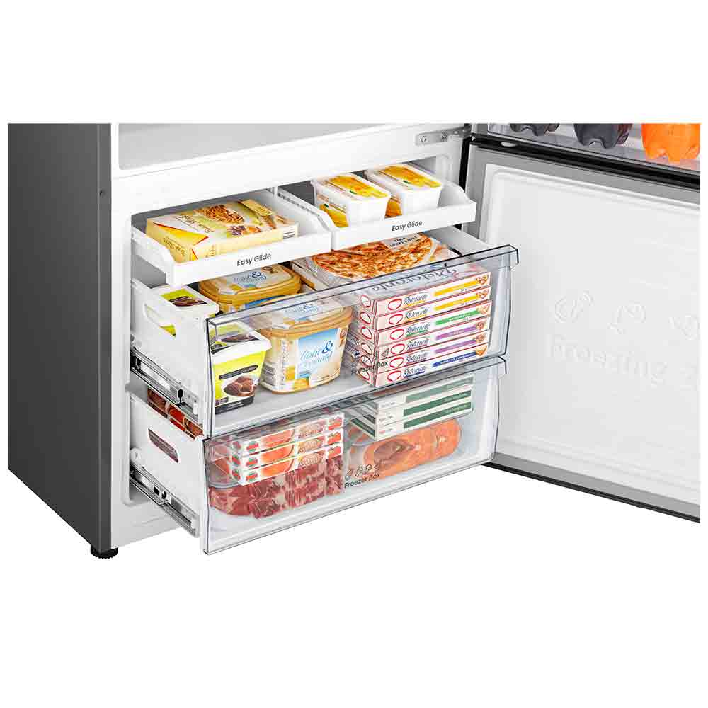Miniatura Refrigerador Bottom Freezer Metal Tech Hisense de 02 Portas Frost Free com 499 Litros Inox - RB5P504 110