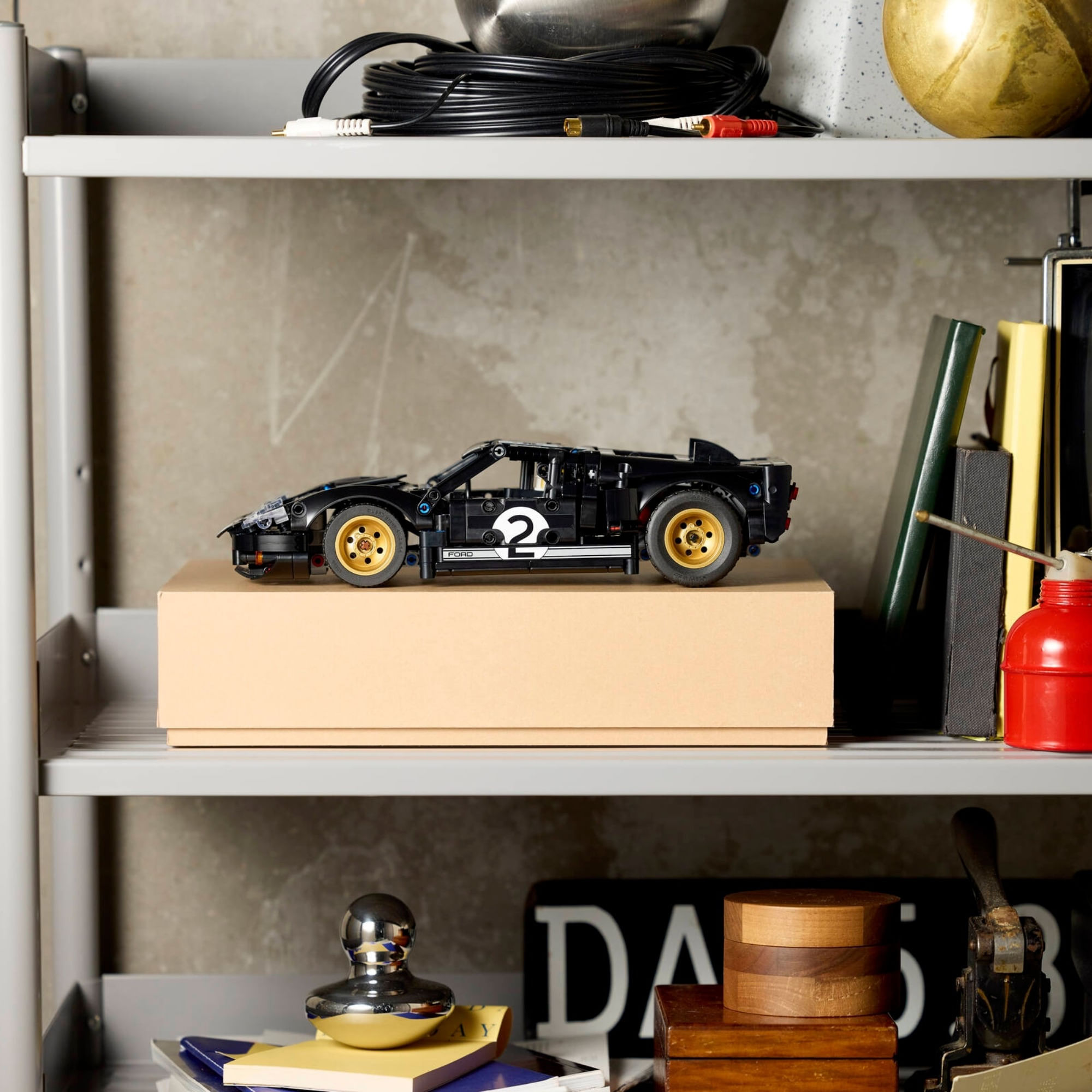 LEGO® Technic™ - Ford GT40 MKII de corrida de 1966