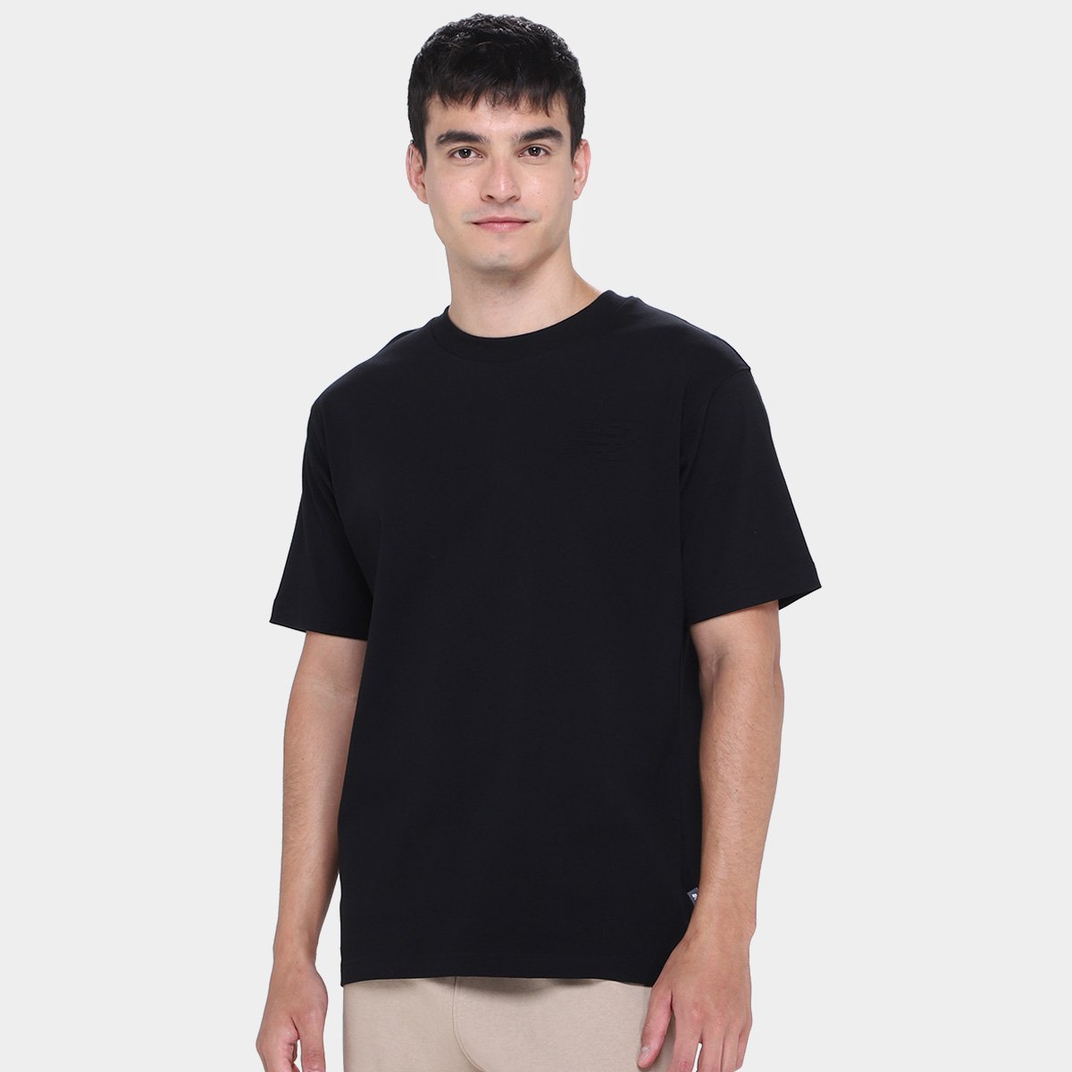 Miniatura Camiseta New Balance Logo Embossed Masculina Preto - G