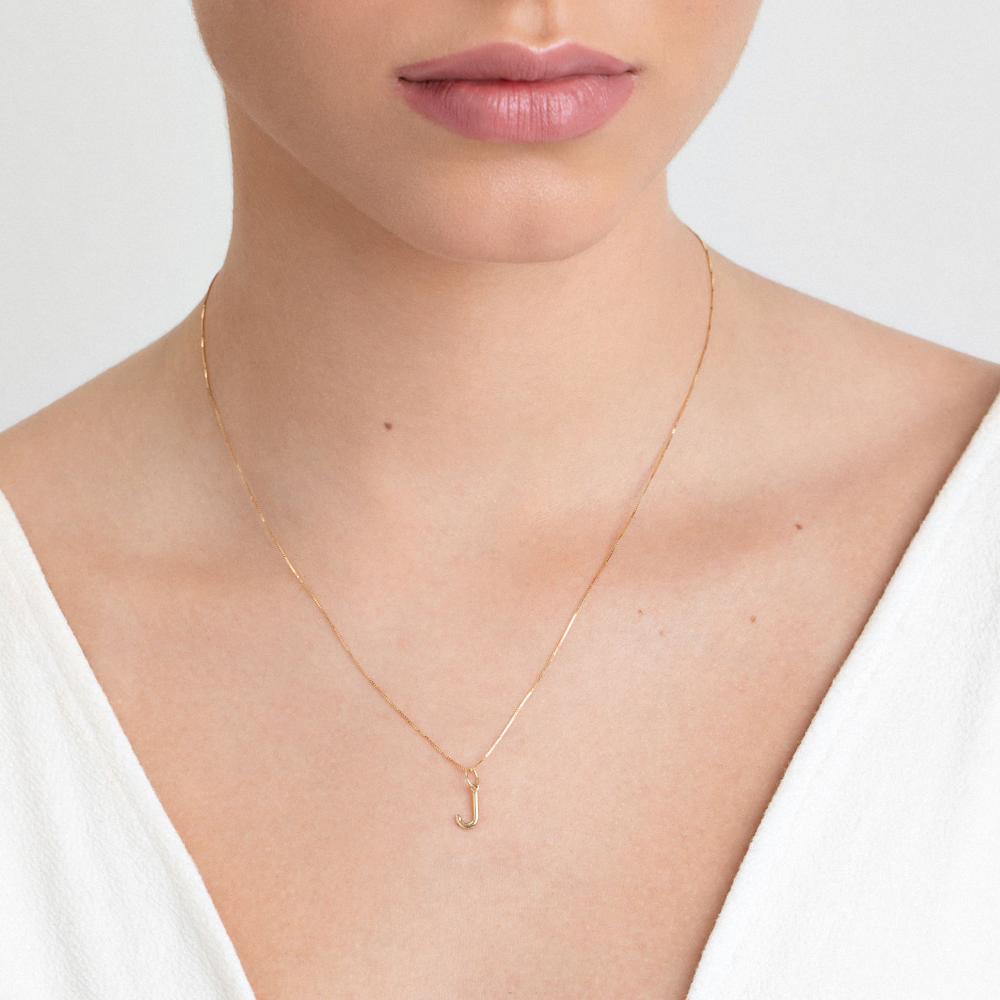 Miniatura Pingente Letra J em Ouro Amarelo 18k