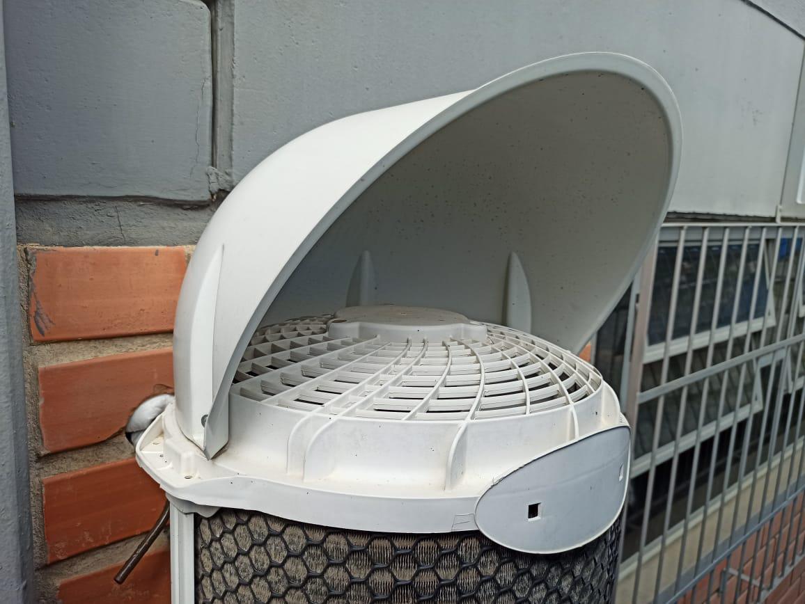Miniatura Defletor Condensadora Barril Agratto Midea 7.000-12.000 34cm Novo - Defletor para ar condicionado - Mbw - Springer midea - Defletor Condensadora Barril .