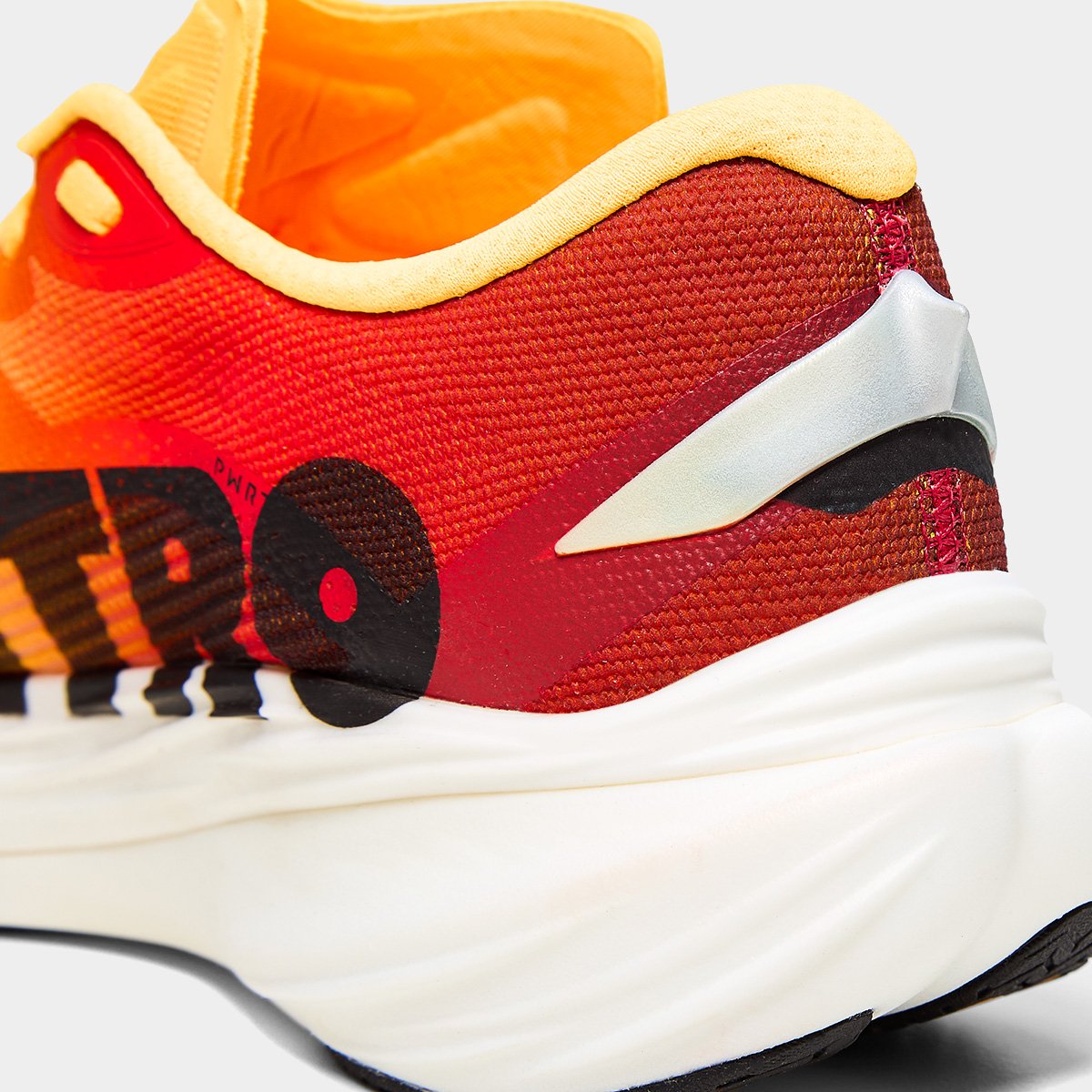 Tênis Puma Deviate Nitro 3 Fade WNS Feminino Laranja+Preto - 35
