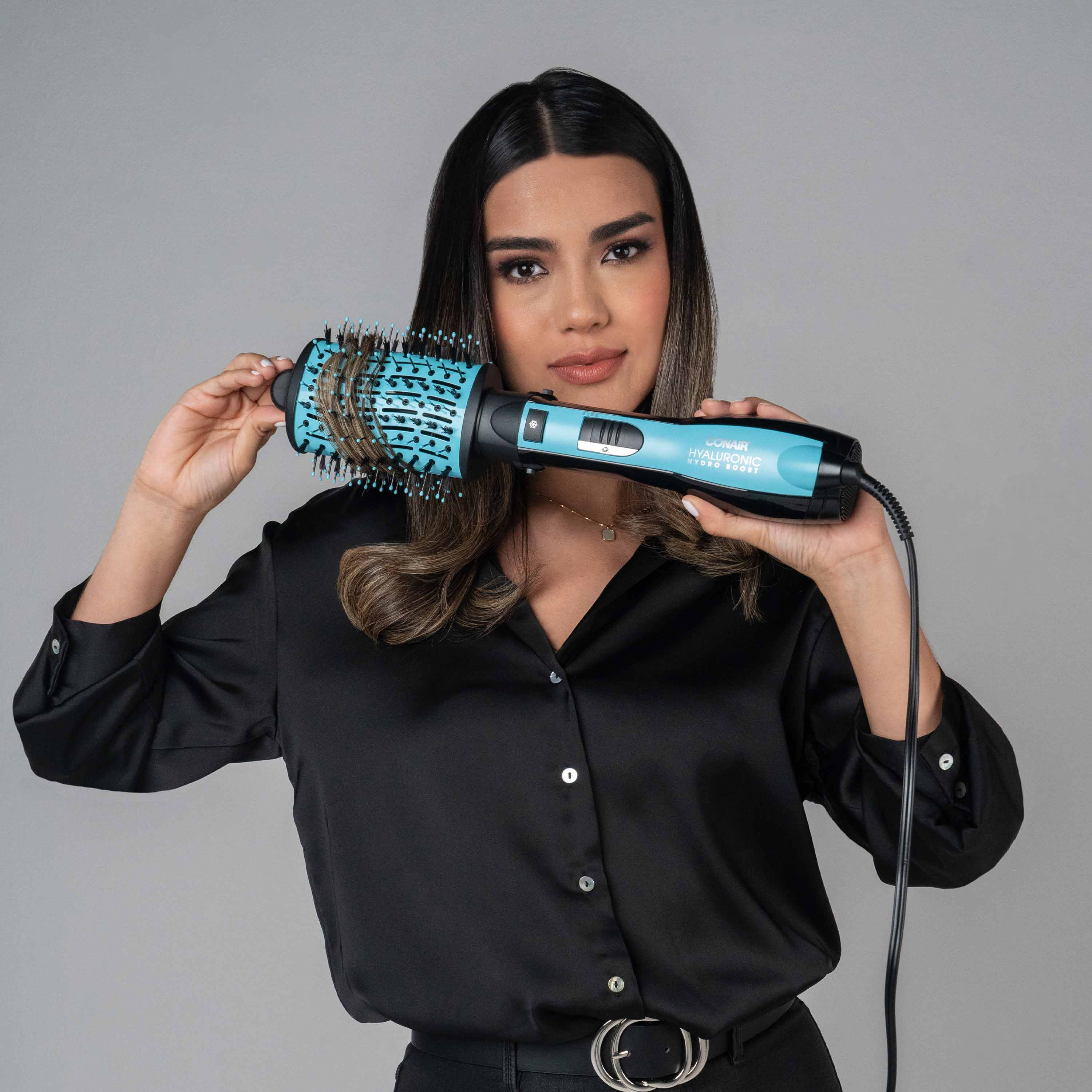 Escova Secadora e Modeladora Hyaluronic Conair | 127V