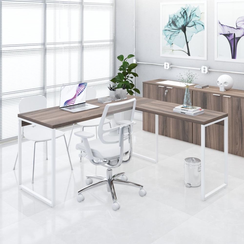 Mesa de Escritório em L Estilo Industrial 150x150cm Kuadra Nogal / Est.Branca
