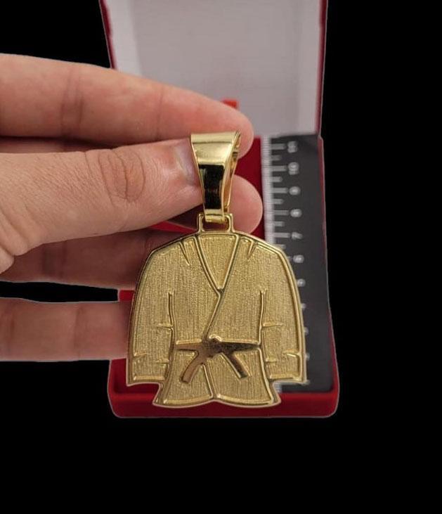 Pingente Faixa Preta Dourado - Banhado A Ouro 18K