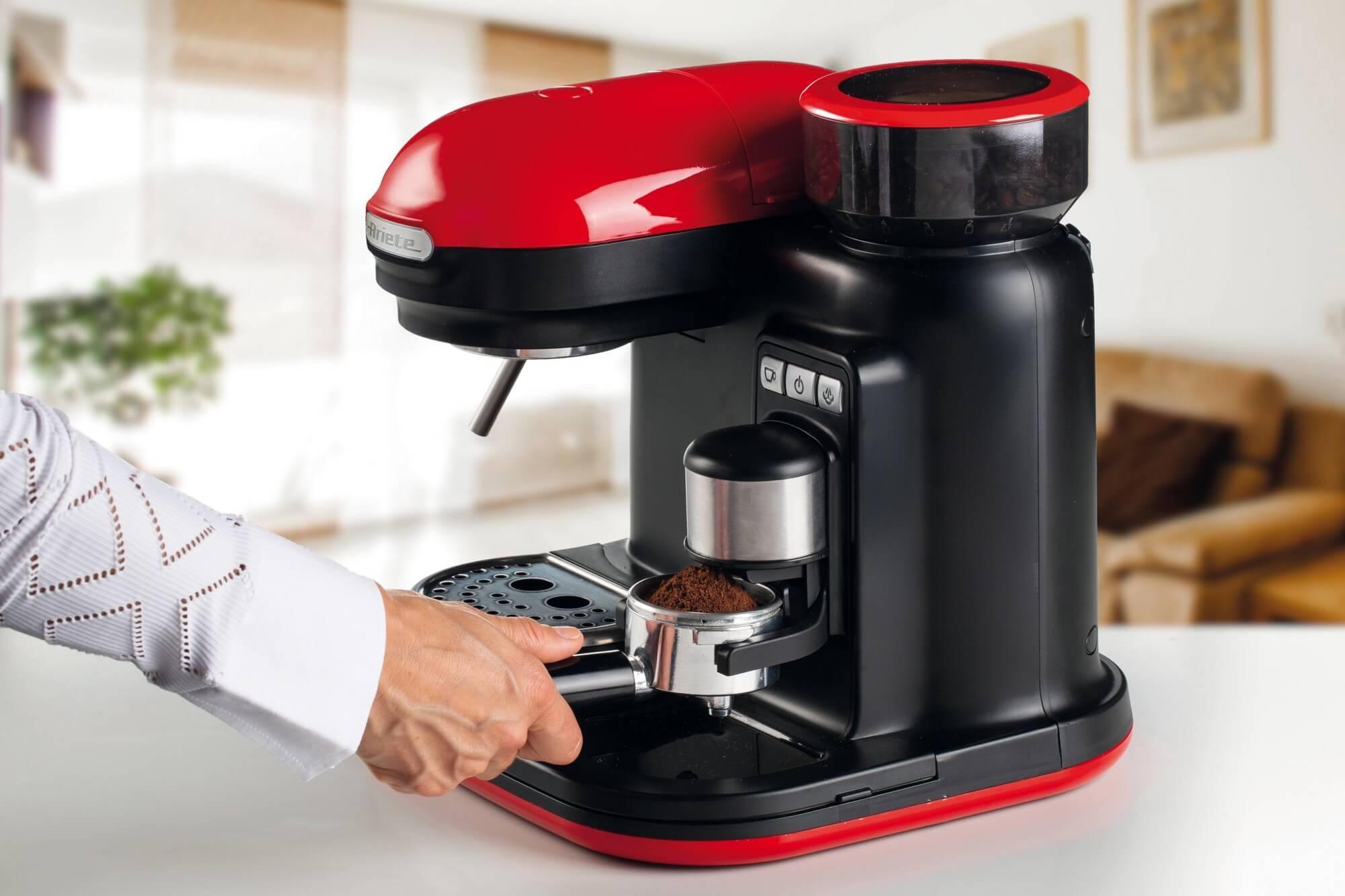 Miniatura Cafeteira Maquina Ariete Expresso Moderna Manual Moedor