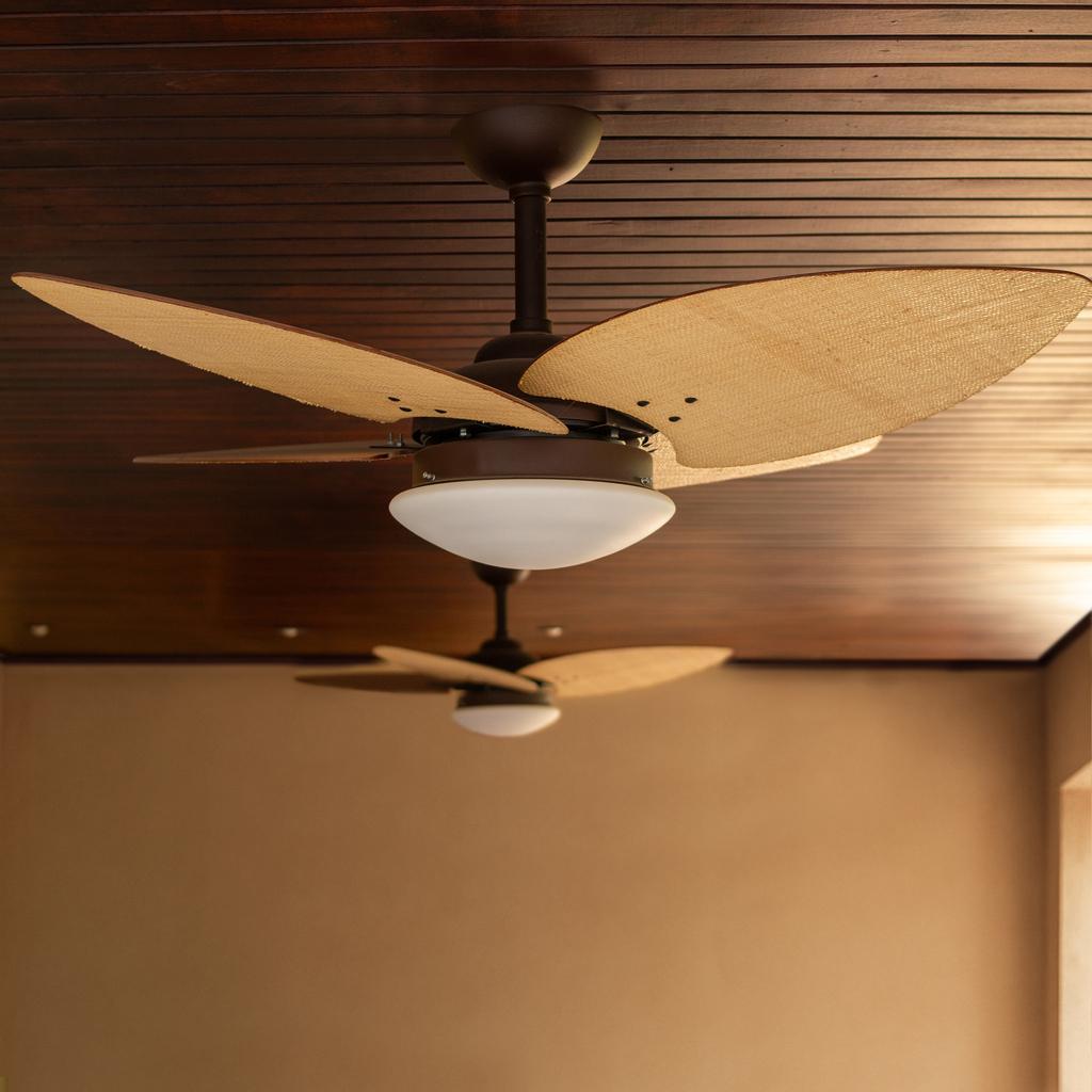 Miniatura Ventilador Teto Marrom 4 Pás Palha Ventax 220V Com Controle