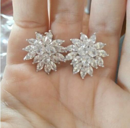 Miniatura Brinco De Pressão Com Zirconia Noiva Casamento Prata Fixo