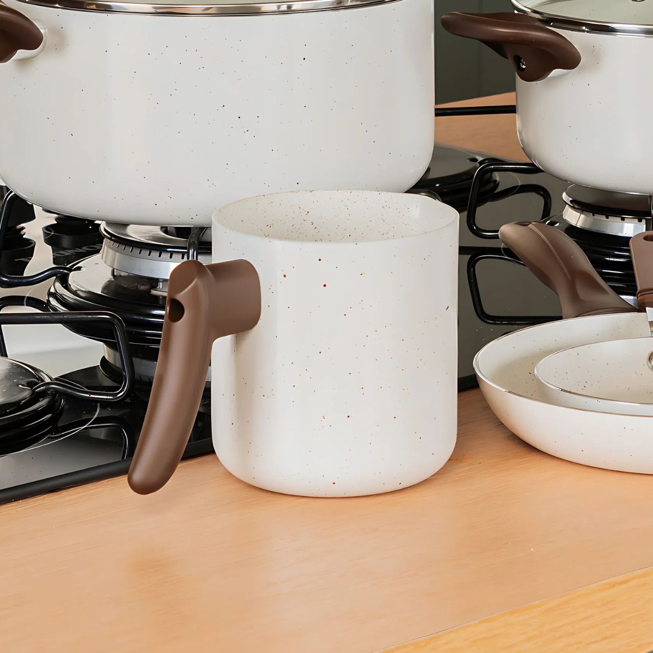 Miniatura Leiteira Fervedor para Fogão de Indução Brinox Ceramic Life Smart Plus Vanilla Ø14 cm - 1,7 L Vanilla
