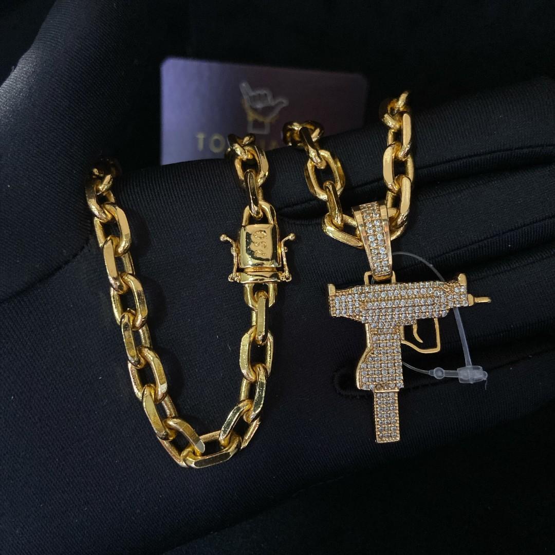 Miniatura Cordão Cadeado 8Mm + Pingente Mac-10 - Banhado A Ouro
