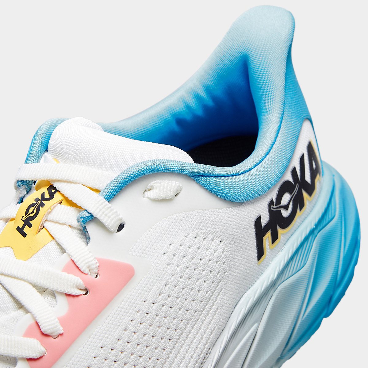 Tênis Hoka Arahi 7 Feminino Branco - 36