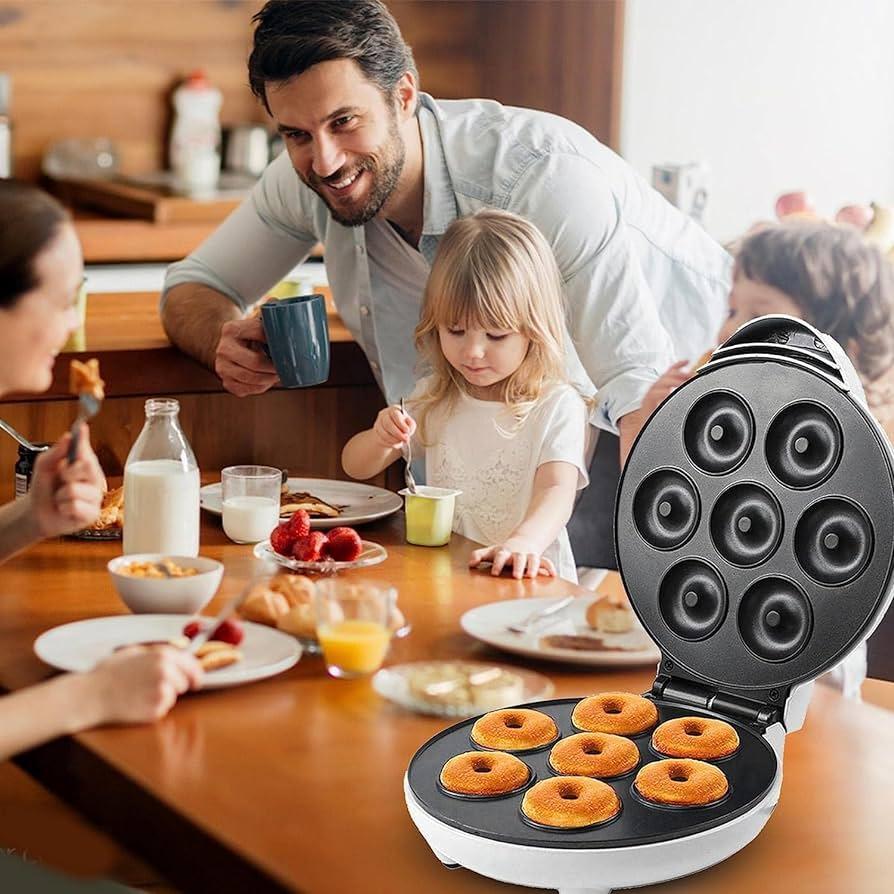 Miniatura Mini Máquina De Fazer Donuts Rosquinhas 7 Furos 110V Branco