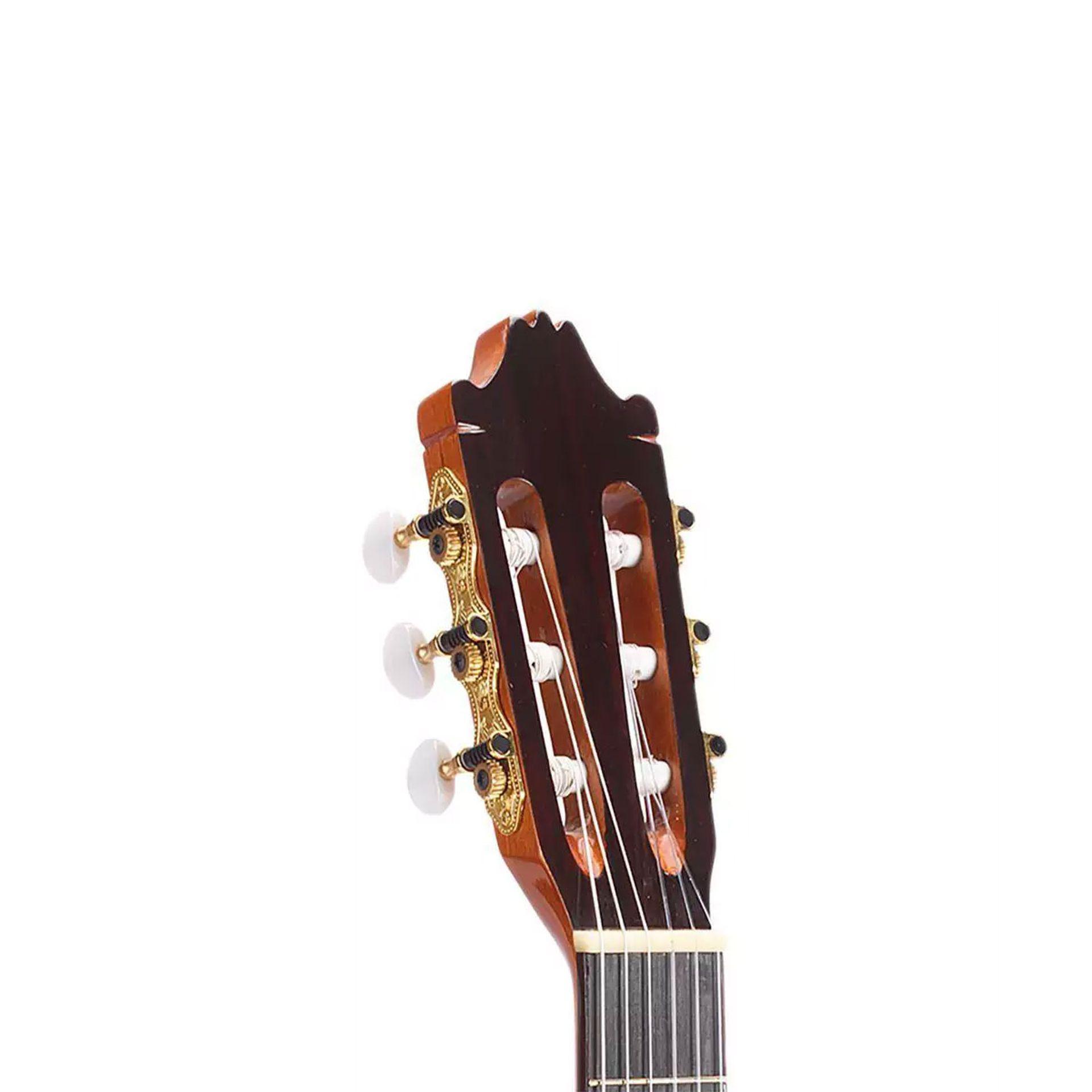 Miniatura Violao J White Ah C300 Na Anatomico Classico 300 Nylon El Nt