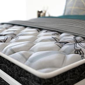 Cama Box de Casal Probel Guarda Costas Premium Extra Firme Espuma D20, 28 e 33 60x138x188cm - Branco/Preto