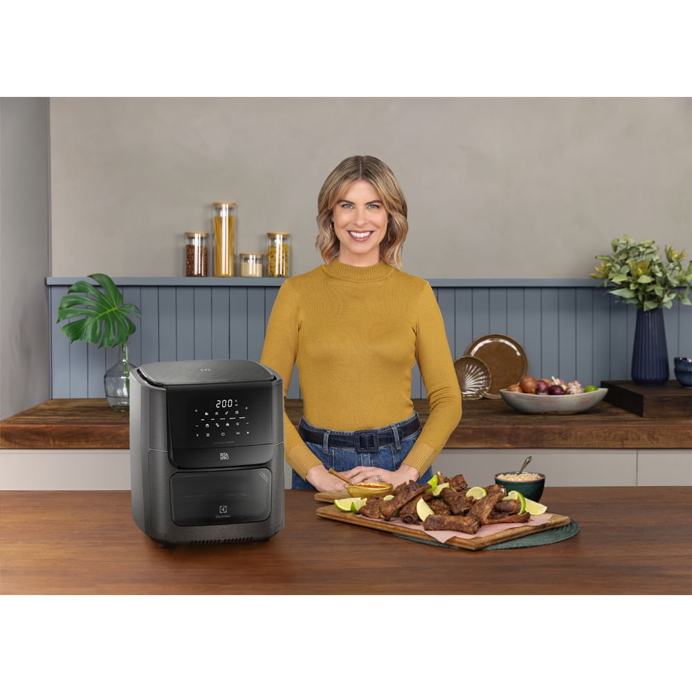 Miniatura Air Fryer Electrolux por Rita Lobo 12L Digital Grafite Experience com 1700W (EAF85) 110