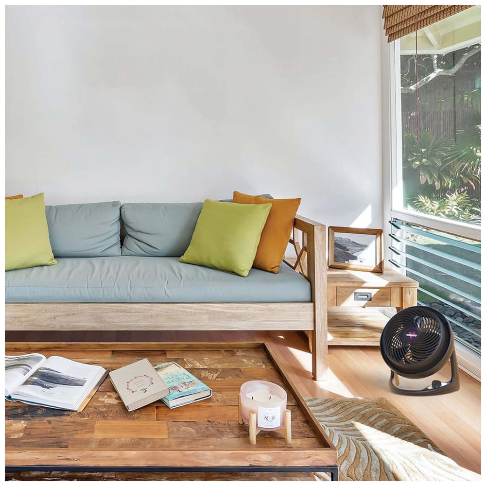 Miniatura Ventilador de Piso com 3 Velocidades 110V Vornado 610, Preto