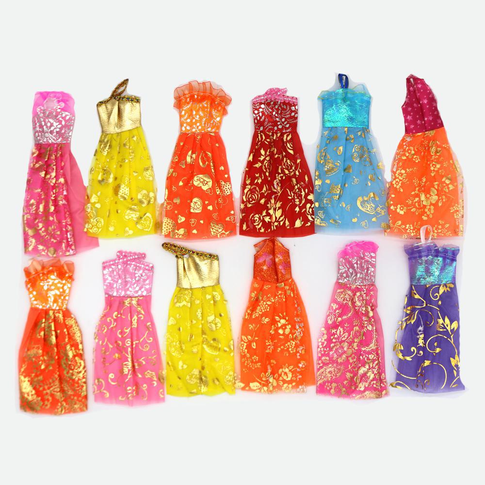 Miniatura Kit 12 Vestidos Boneca Barbie Vestido - 12 - Barbie