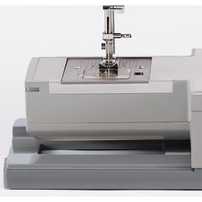Miniatura Máquina de Costura Doméstica Singer Facilita Pro 4411 - Cinza 110V