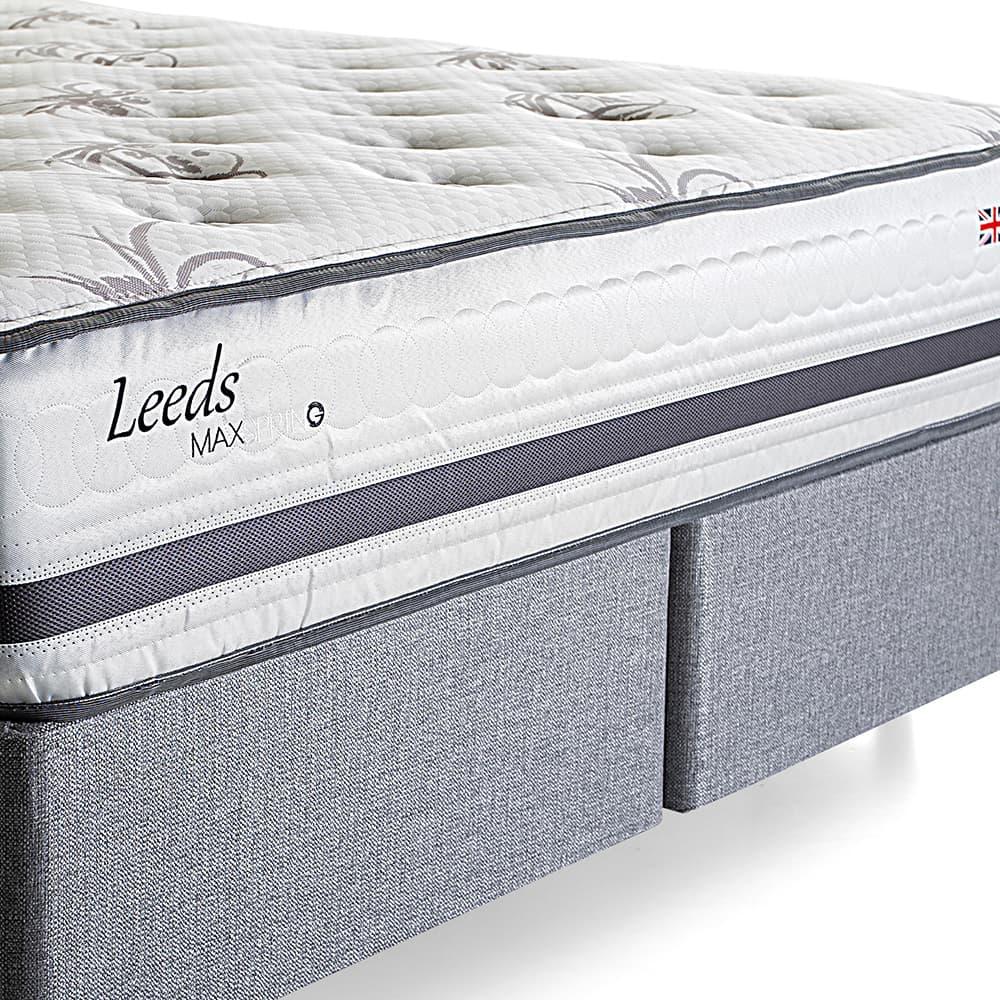Miniatura Cama Box com Cabeceira Queen Herval Leeds, Molas Maxspring, 69x158x198 cm
