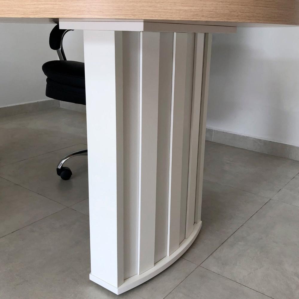 Mesa Para Escritório 200cm Curvas Orgânicas Tampo Tamburato Diretor Artany Carvalho/Branco
