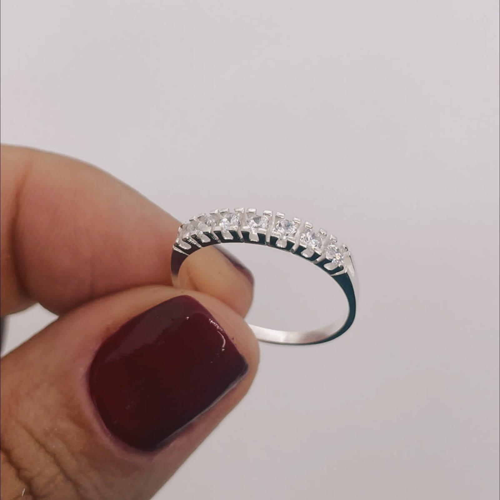 Anel Prata 925 Meia Aliança Aparador Cravejado 2Mm - Tam. 22