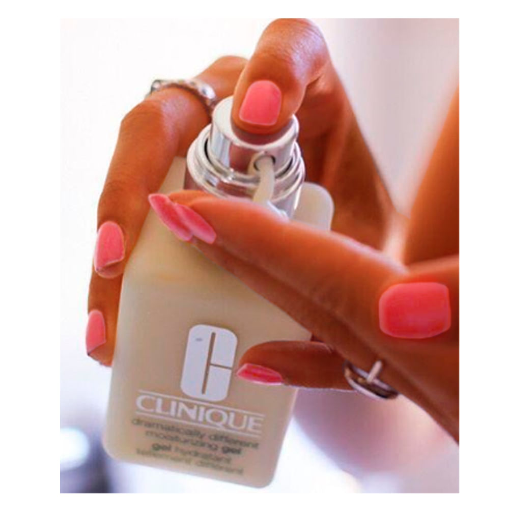 Miniatura Gel Hidratante Clinique Dramatically Different Moisturizing Gel With Pump 125ml