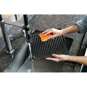 Grill Elétrico Black+Decker G1500G Gourmand Gris 1500W Abertura 180° Chapas Removíveis Antiaderente Inox 110V