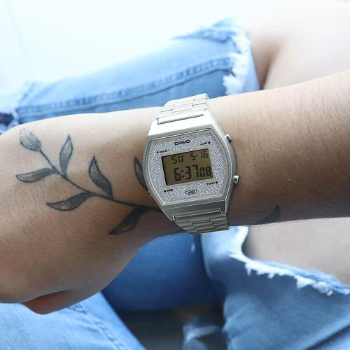 Miniatura Relógio Feminino Casio Glitter Vintage B640Wdg-7Df Prata