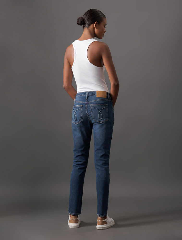 Miniatura Calça Jeans Feminina Slim Filigrana Embossed Calvin Klein Jeans - Azul Médio Calça Jeans Feminina Slim Filigrana Embossed Calvin Klein Jeans Azul Médio 36