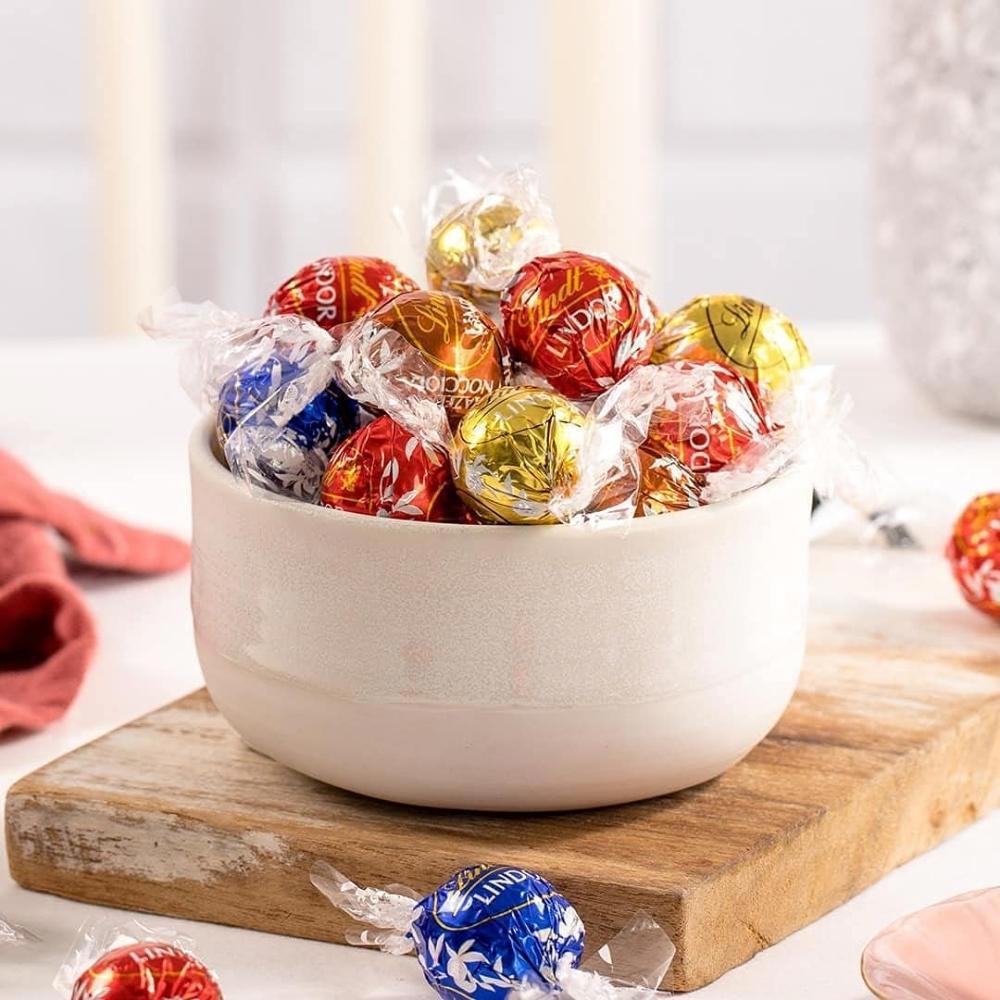 Miniatura Bombons De Chocolate Lindt Lindor Kit 6 Caixas Presente 100G