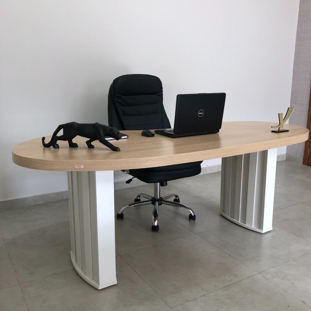 Mesa Para Escritório 200cm Curvas Orgânicas Tampo Tamburato Diretor Artany Carvalho/Branco