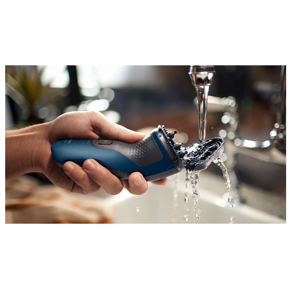 Miniatura Barbeador Elétrico Philips Auto Afiável, à Prova d´água - S1151/00 Bivolt