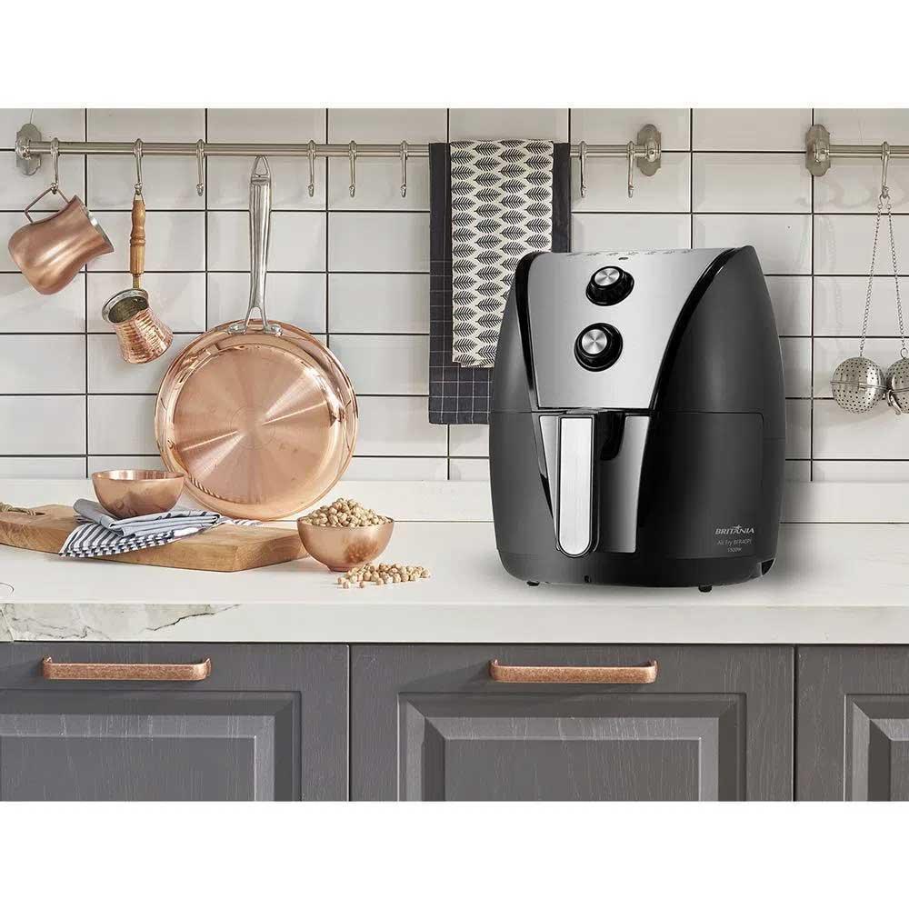 Miniatura Fritadeira Air Fryer Britânia 5 Litros 1500W Bfr40Pi 220V