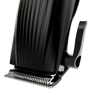 Máquina de Cortar Cabelo Britânia BCR03 18W com 9 acessórios - Preto 110V