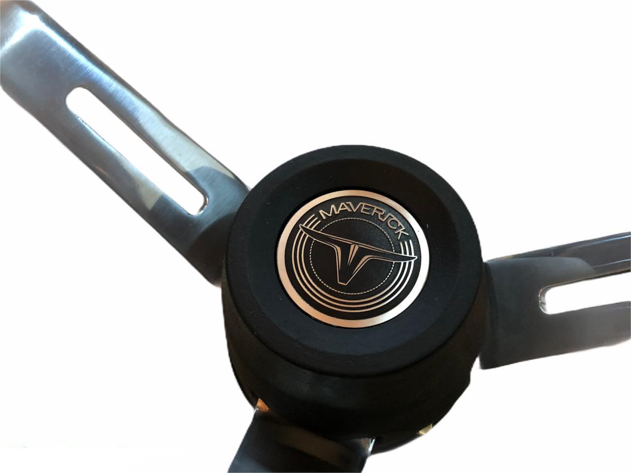 Miniatura Volante Gt Modelo Walrod Ford Maverick Special Logo Black