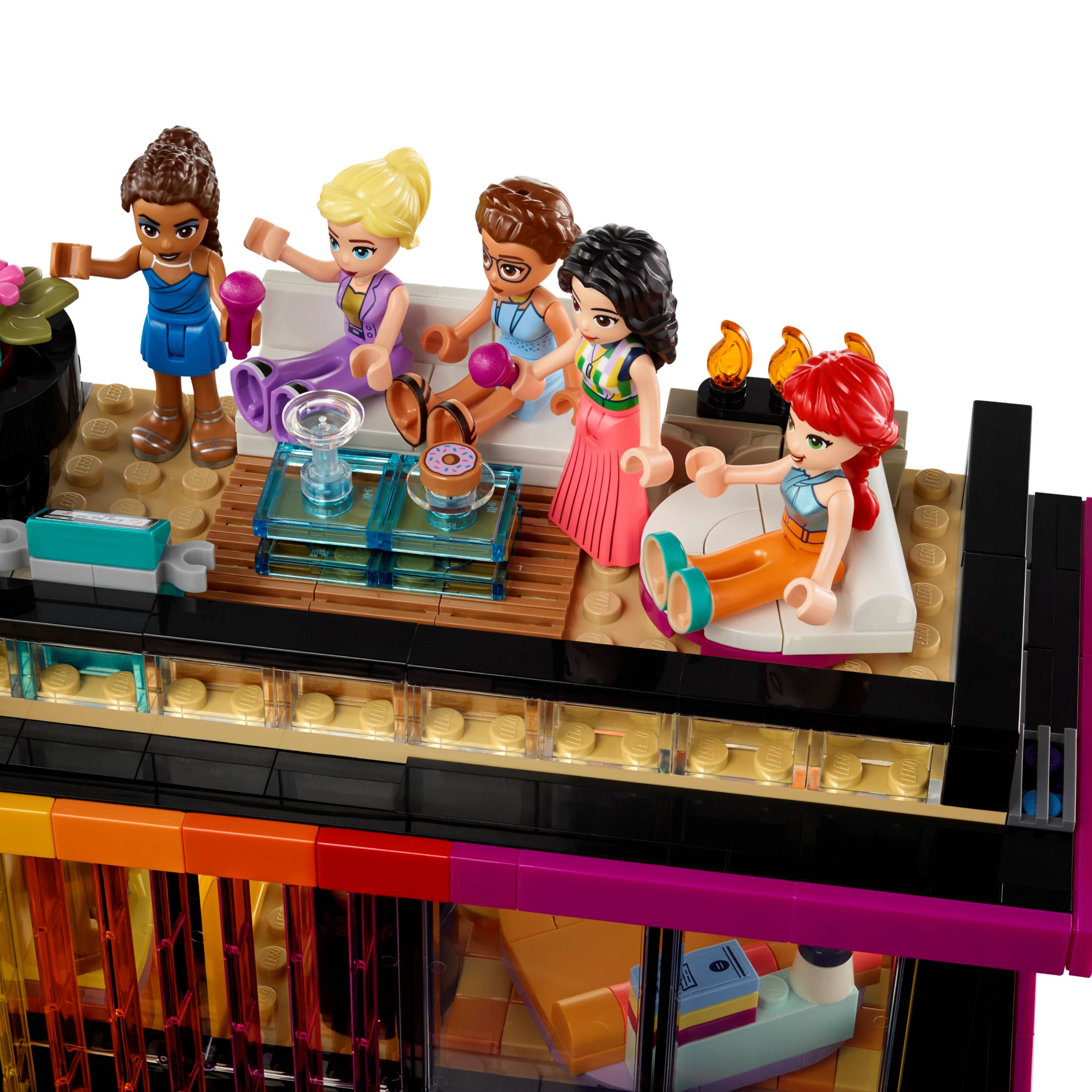 Miniatura LEGO Friends - Mansão Moderna de Andrea