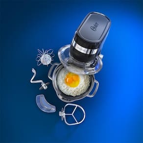 Batedeira Planetária Bowl Inox III Oster OBAT641 850W 12 Velocidades Tampa Antirrespingos 110V